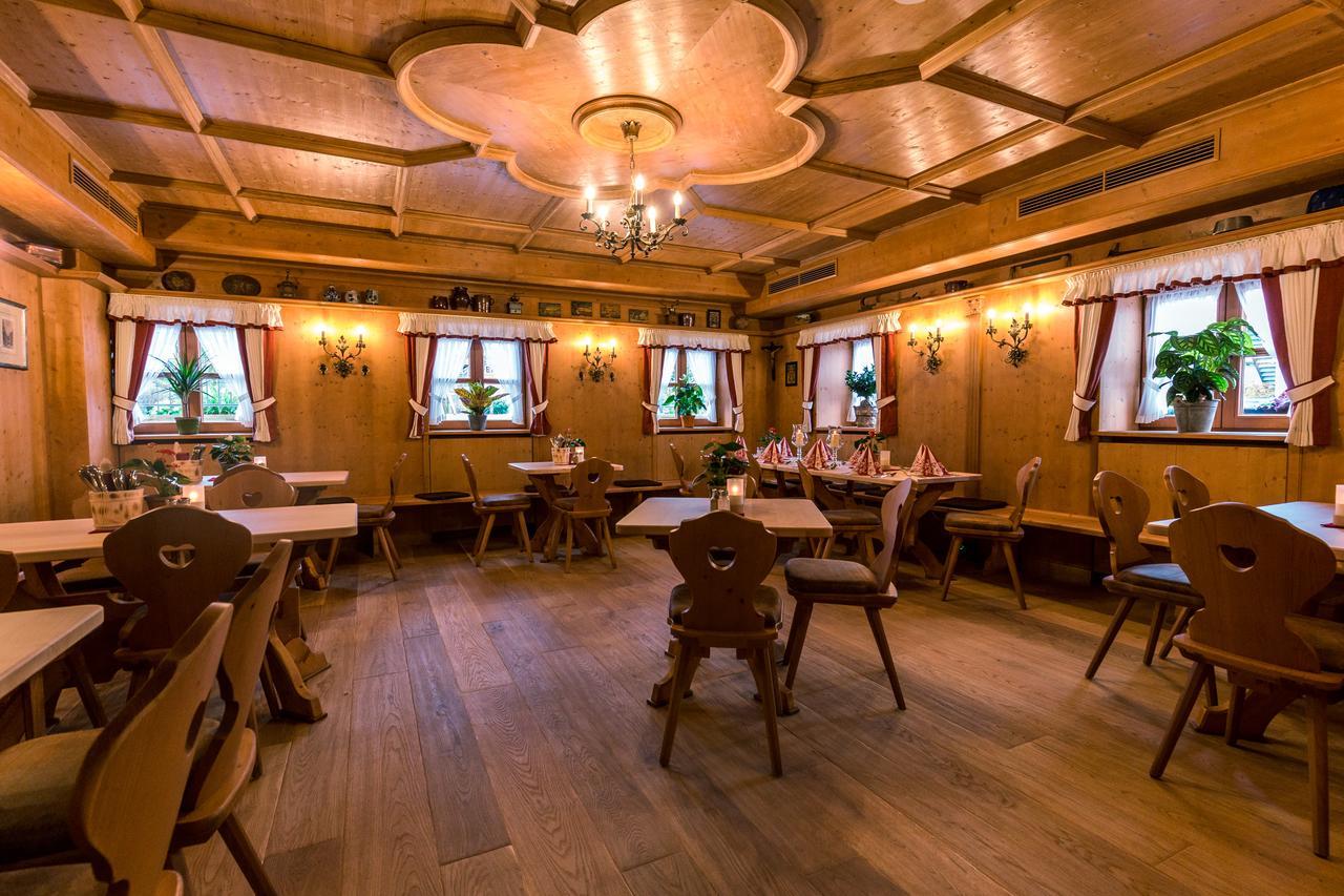 Hotel & Gaststaette Zum Erdinger Weissbraeu ミュンヘン エクステリア 写真